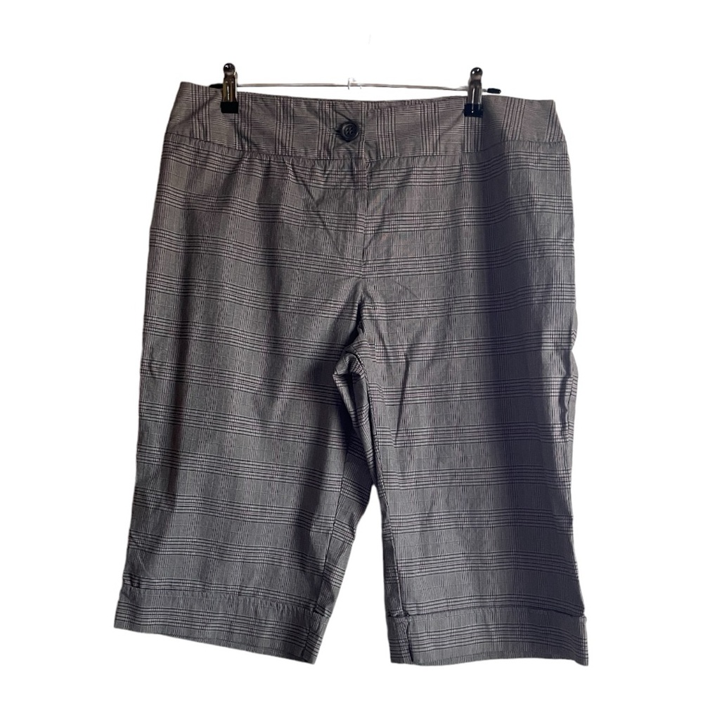 4/$20 B Moss Women's Size 14 Dress Pant Shorts